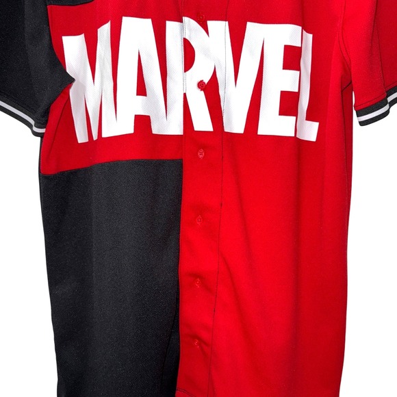 Disney Parks Our Universe Marvel MENS LARGE PRE-OWNED Baseball Jersey Red/Black - Picture 4 of 13